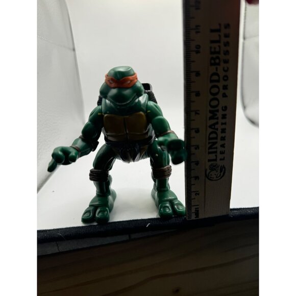 Vintage Teenage Mutant Ninja Turtles Michelangelo Action Figure 2004 - Picture 3 of 7